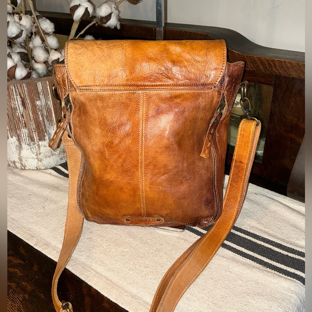 Bed Stu Leather AINHOA Crossbody Bag LTC CAFE LATTE TD Retail $275 - Picture 2 of 13